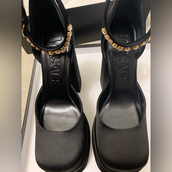 Versace Medusa AEVITAS PLATFORM PUMPS Satin Black Chunky Block Heel - Picture 7 of 9